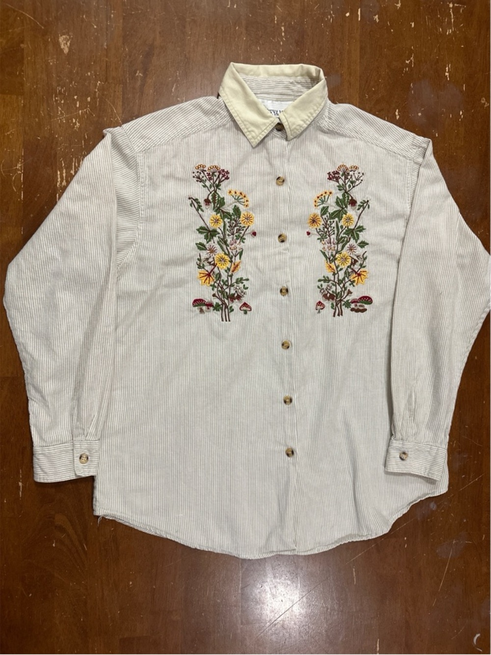 Casey & Max Vintage Cottagecore Cream Embroidered Floral Button-Front Blouse